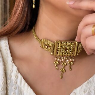 Chatushkon (চতুস্কোন) golden