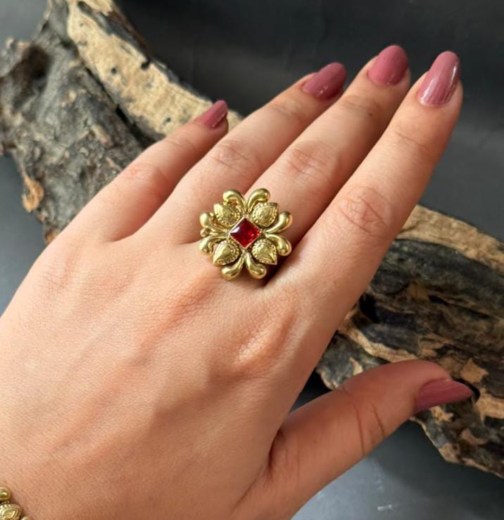 Vintage Floral Ring V4